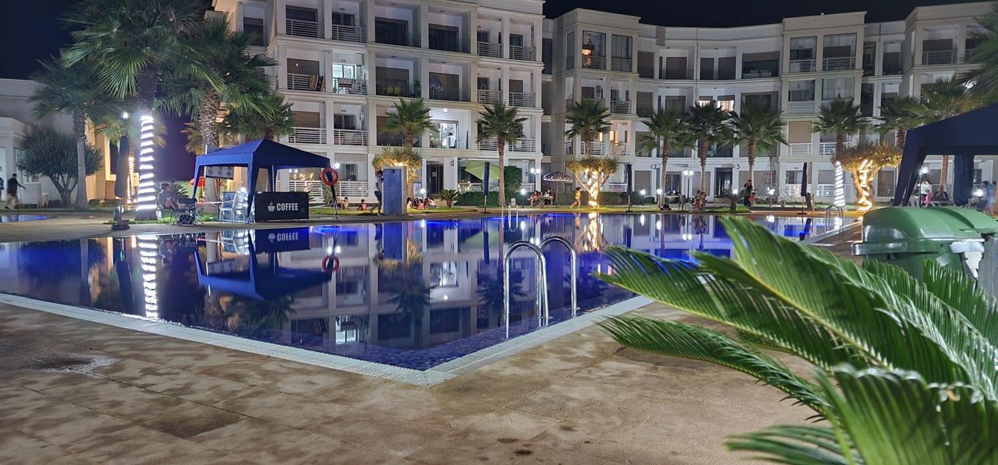 Costa Beach Lux Family Apartment With Pools Бузника Экстерьер фото